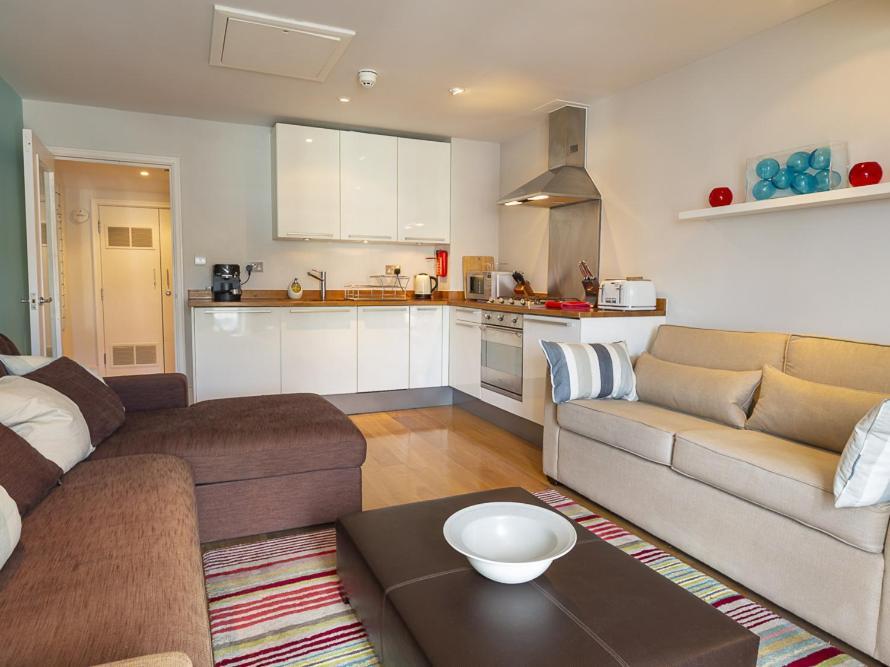 44 Dart Marina Apartment Dartmouth Bagian luar foto