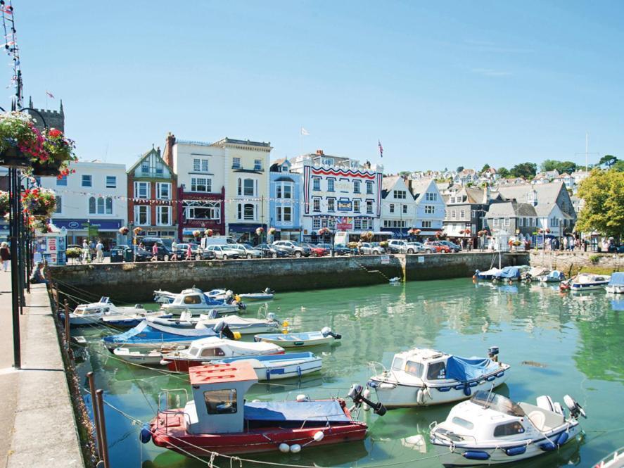 44 Dart Marina Apartment Dartmouth Bagian luar foto